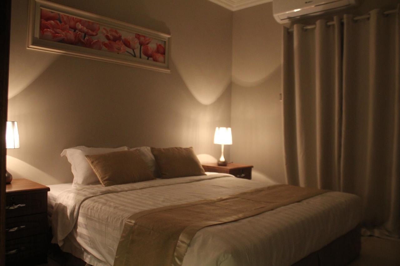 Gulf Breeze Hotel Apartments Al Khobar Esterno foto