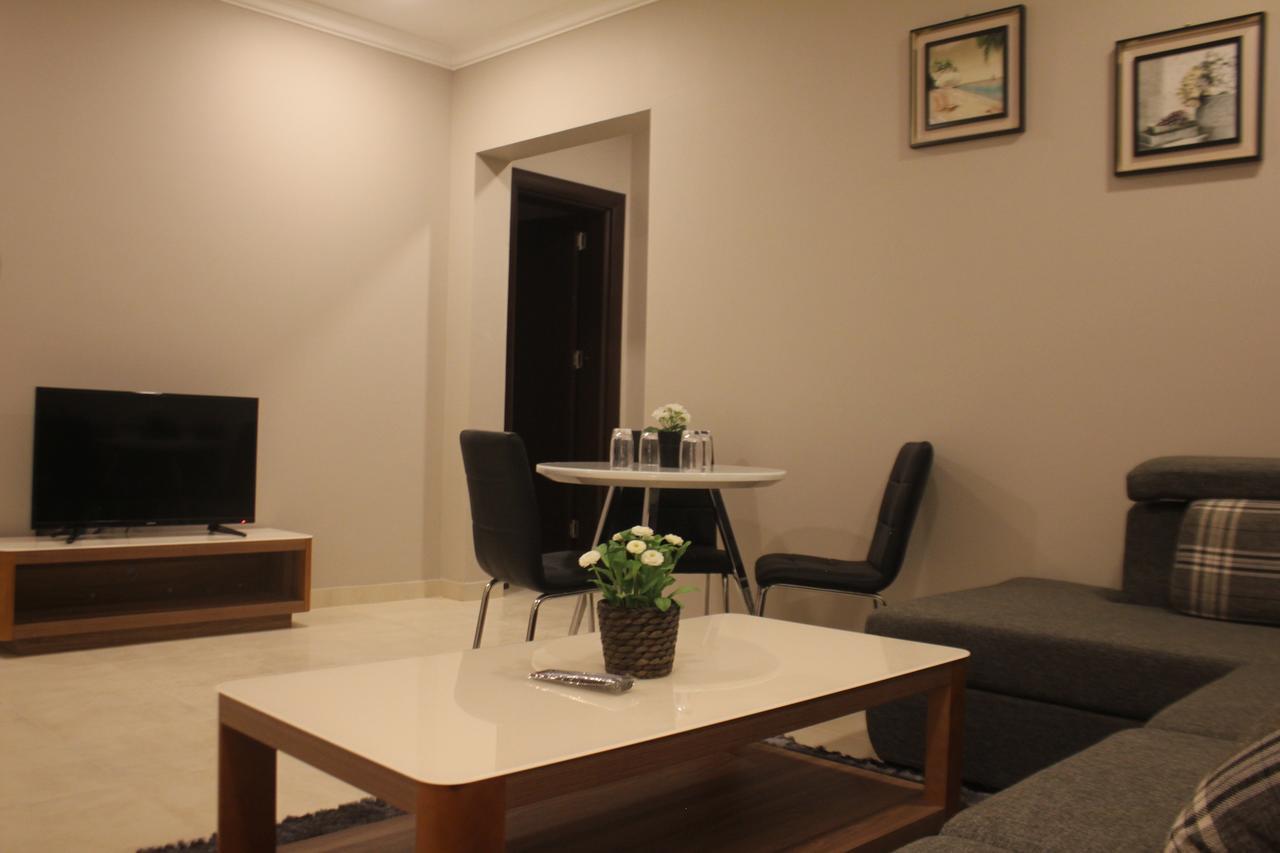 Gulf Breeze Hotel Apartments Al Khobar Esterno foto